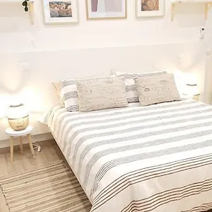 Apartamento Blanc - Monolocali Indipendenti Con Cucina E Bagno Privato - Check-in E Check-out Con Codice In Autonomia H24 - Terrazza In Comune Necessario Avere Wathsapp O App Di Messaggistica Istantanea Per Foto E Video