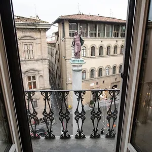 Tornabuoni View Floransa